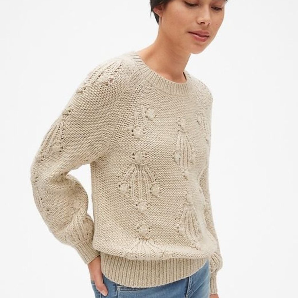 Gap Winter White Knit Sweater
